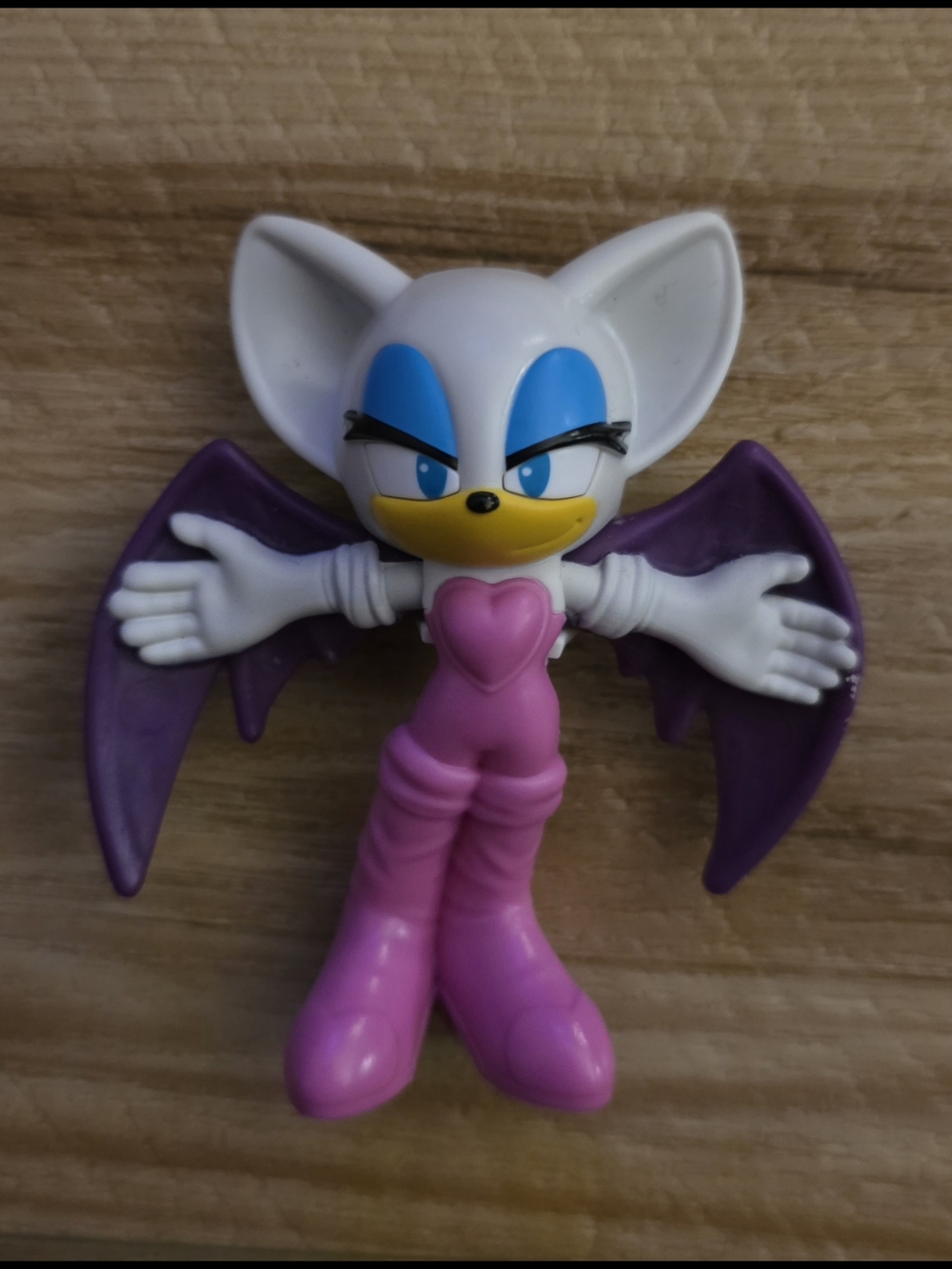 SEGA Rouge the Bat Figure Sonic the Hedgehog  2025 Burger King